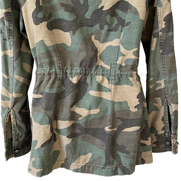 𝅺FREE People Not Your Brothers Faded Green Camo Print Surplus Shacket Jacket XS - Picture 9 of 14